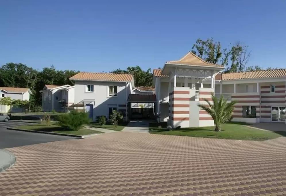 Maison 3 Chambres Avec Piscine Proche Plage Soulac-sur-Mer Eksteriør bilde